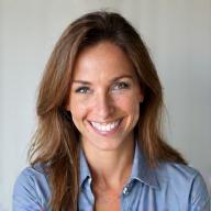 Photo de Chloé, experte en rééducation.